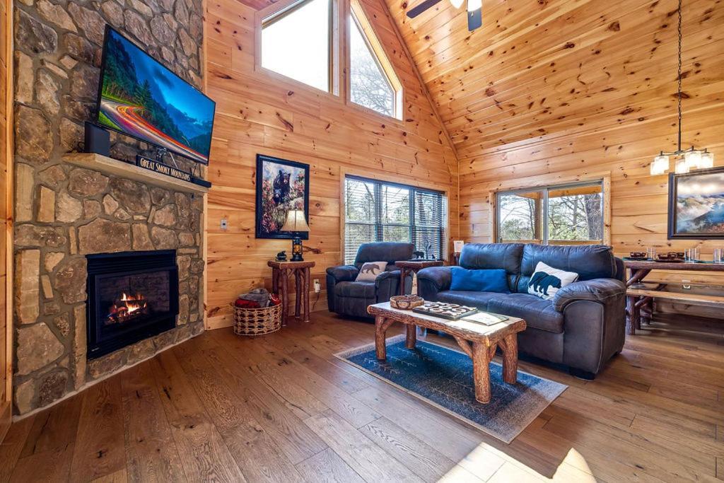 Bobcat Den By Eden Crest Βίλα Gatlinburg Εξωτερικό φωτογραφία