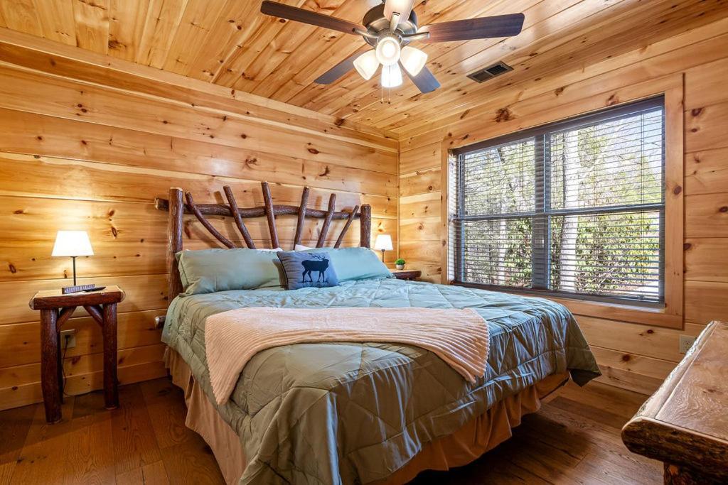 Bobcat Den By Eden Crest Βίλα Gatlinburg Εξωτερικό φωτογραφία