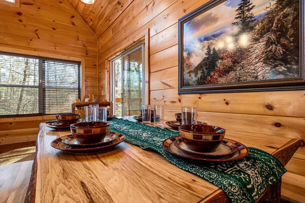 Bobcat Den By Eden Crest Βίλα Gatlinburg Εξωτερικό φωτογραφία
