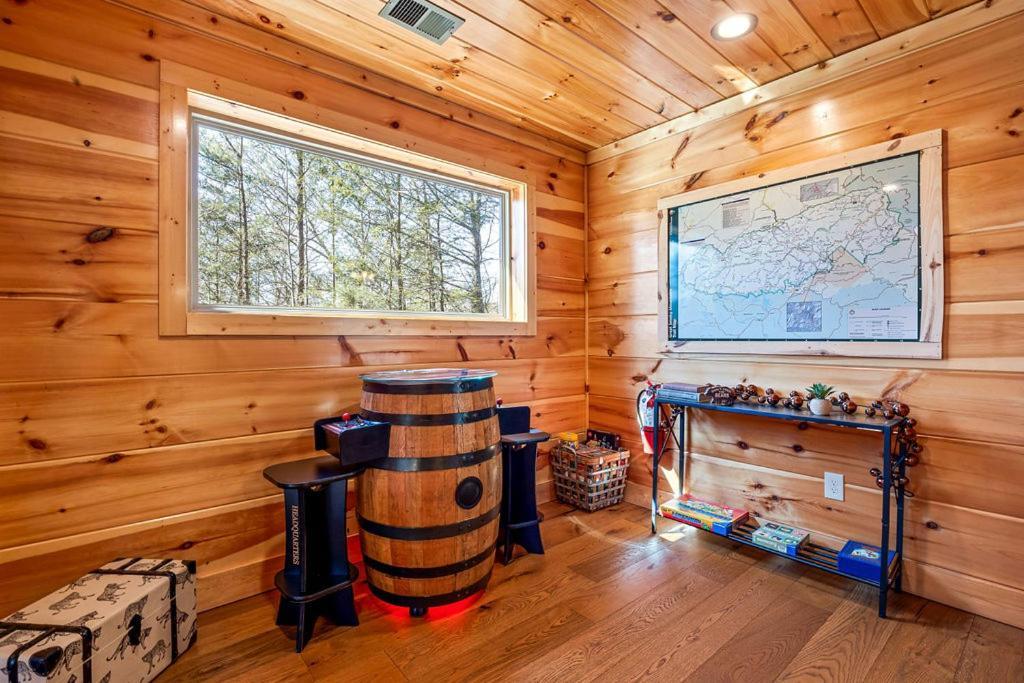 Bobcat Den By Eden Crest Βίλα Gatlinburg Εξωτερικό φωτογραφία